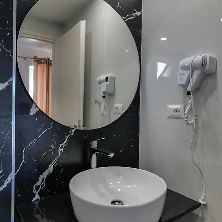 Fabeno Guest house 3*