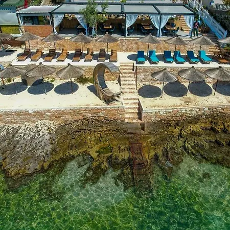 Fabeno Guest house Sarande