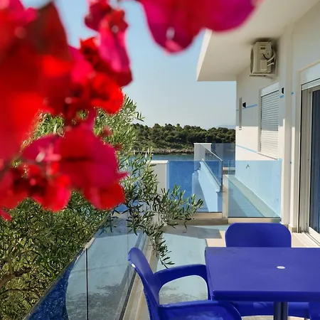 Fabeno Sarandë