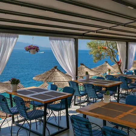 Fabeno Guest house Sarande